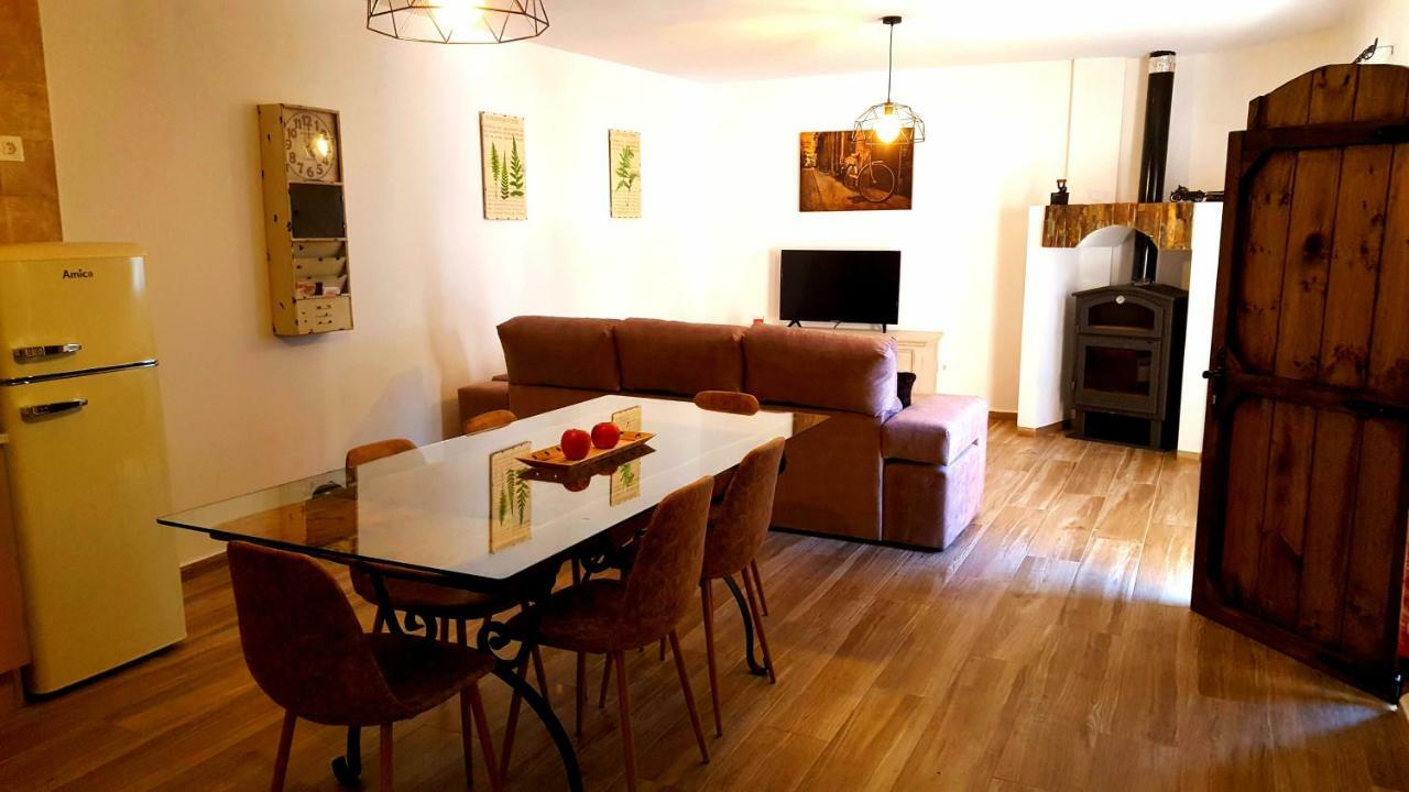 Frailes Casas Rurales Almoguer المظهر الخارجي الصورة